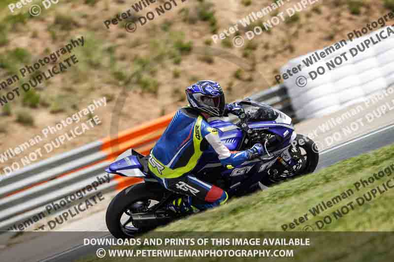 cadwell no limits trackday;cadwell park;cadwell park photographs;cadwell trackday photographs;enduro digital images;event digital images;eventdigitalimages;navarra;no limits trackdays;peter wileman photography;racing digital images;trackday digital images;trackday photos